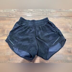 Black camo lululemon hotty hot shorts